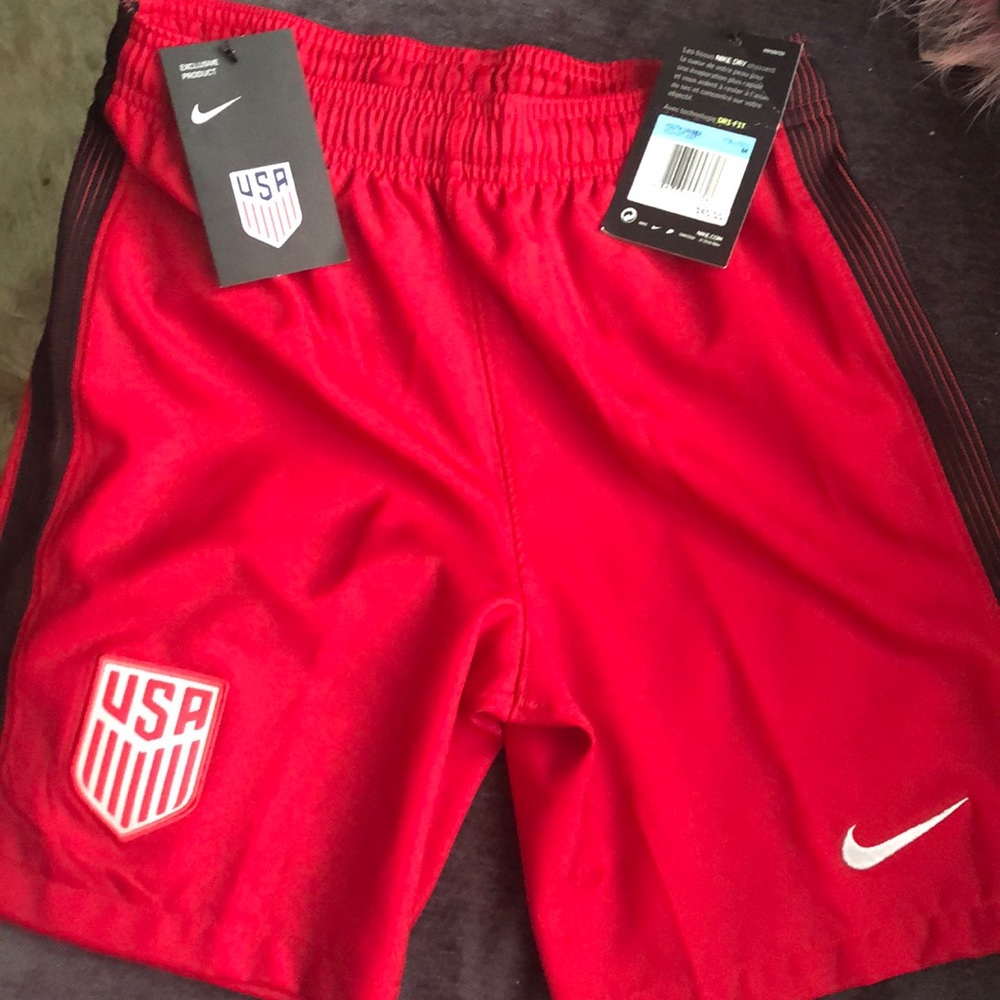 Boys Sri-fit Nike USA shorts